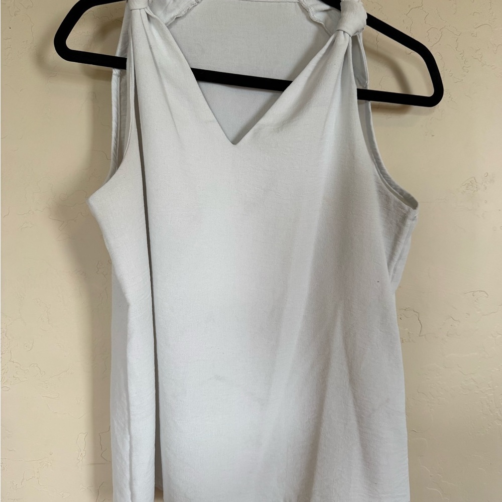 Elegant White Sleeveless Top